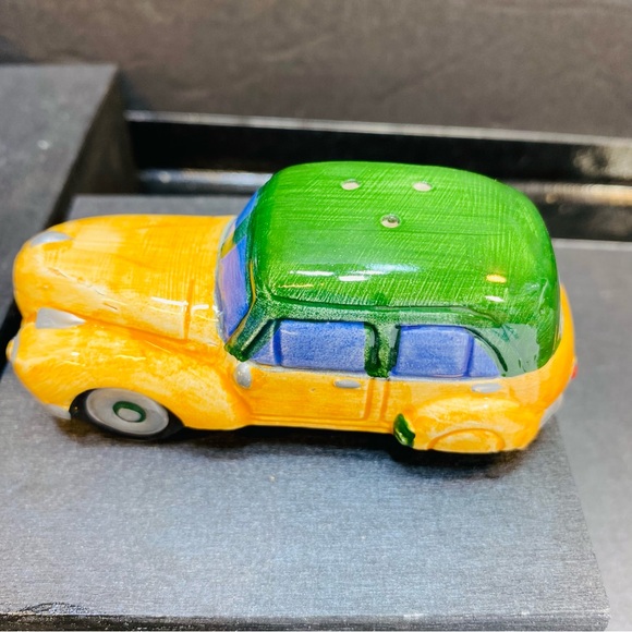 AIRSTREAM & PANEL WAGON Woody Salt & Pepper Shaker Car Camper Trailer W Stoppers - Picture 8 of 14